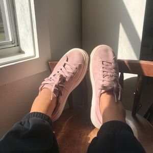 SUEDE PUMA PLATFORM SNEAKERS